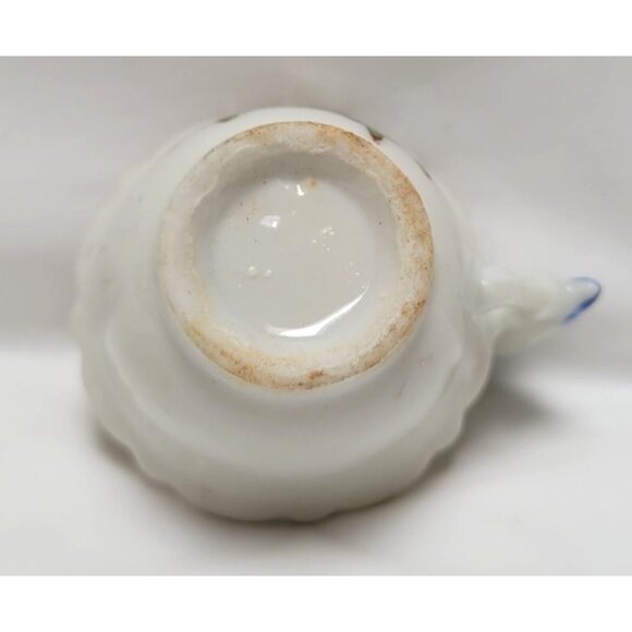 Vintage 1950s Miniature Porcelain Floral Design Tea Cup Parrot Handle Saucer - Picture 10 of 10